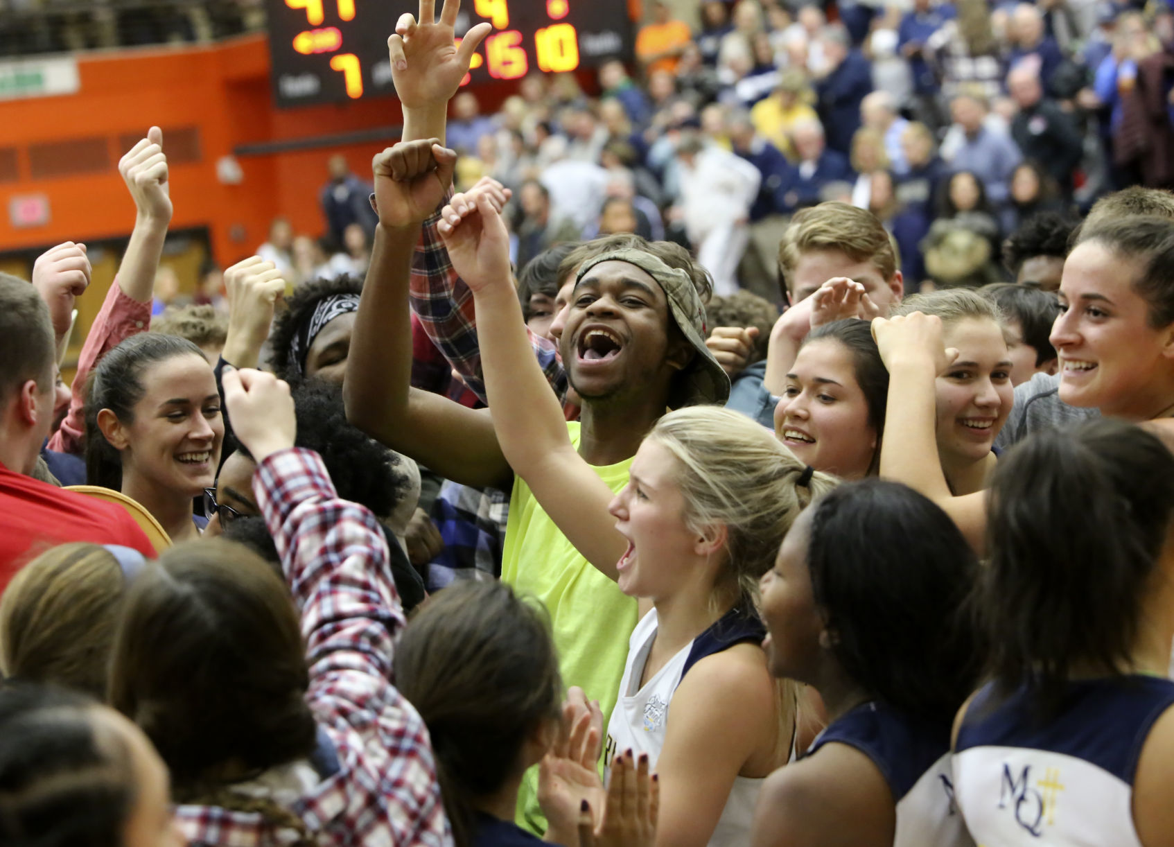 Marquette Catholic/Northfield, girls semistate basektball